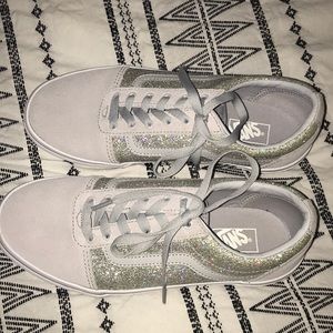 New women’s vans
